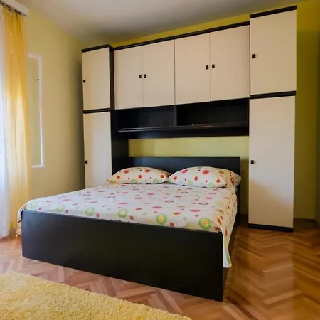 Silvana Padovan Apartamento Rab Town