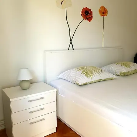 Apartment Silvana Padovan Rab Town