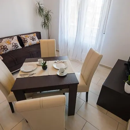 Apartment Silvana Padovan *